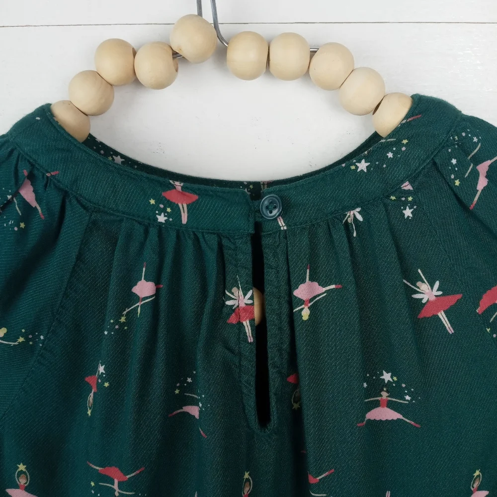 Old Navy girls size 4T hunter green with ballerina design blouse long sleeve
